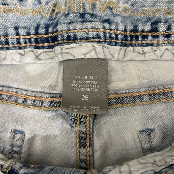 Premium Vanity Collection Juniors Shorty Shorts with Decorative Back Pockets - Picture 10 of 13